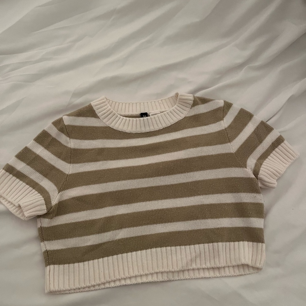 Striped cropped top